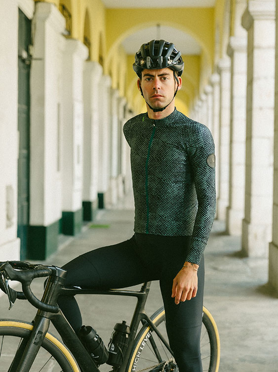 MAILLOT TÉRMICO IKU - VERDE